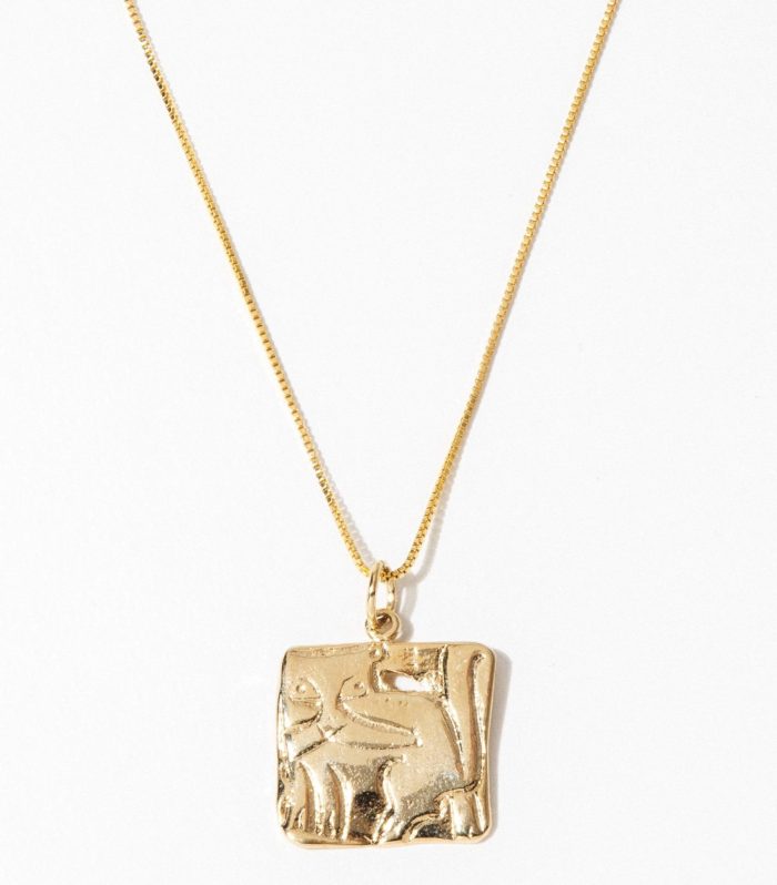 Elegant Brass Pendant Necklace