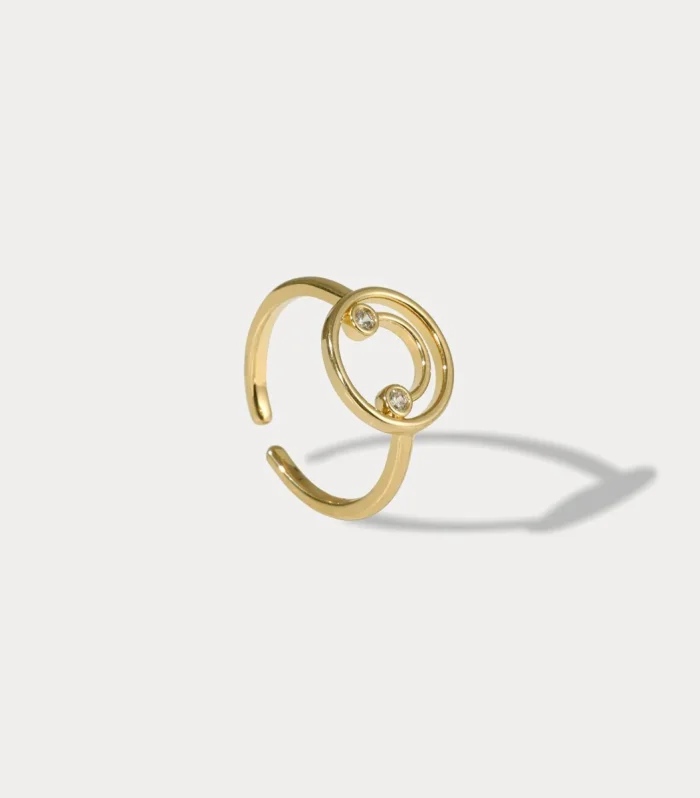 Elegant Spiral Design Ring